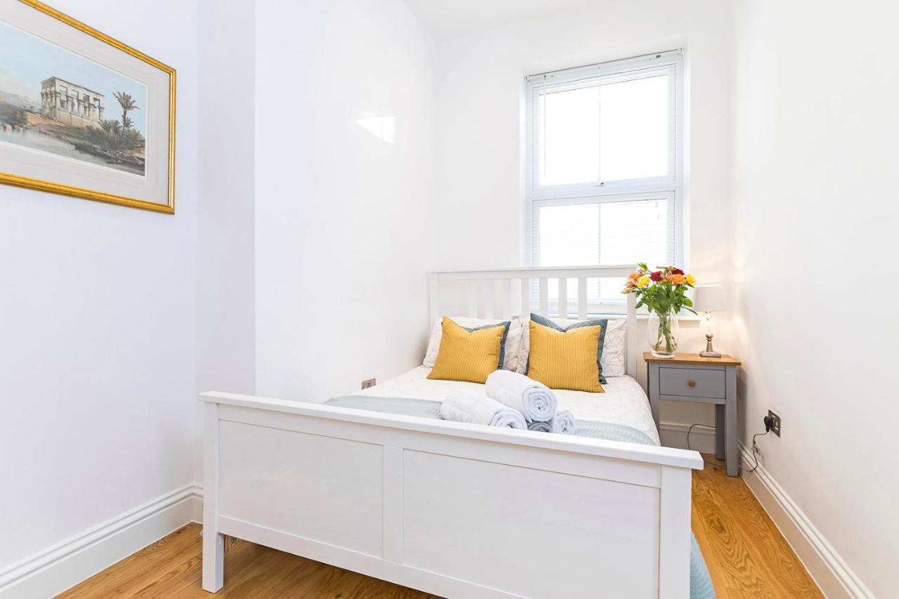 Stylish 2 Bed Apartment-zone 2 - 10 Minutes To The Heart Of London- Sleeps Up 8 Apartament Londra